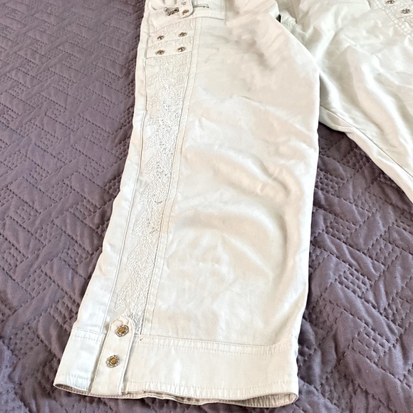 Capri pants - Picture 3 of 3